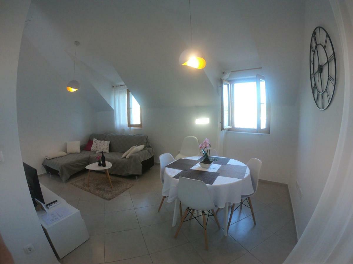 Apartment Vesna Primošten Exteriér fotografie