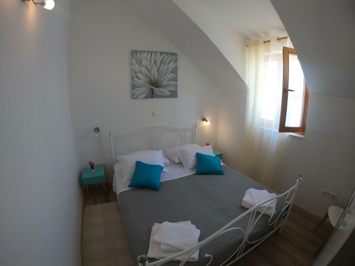 Apartment Vesna Primošten Exteriér fotografie